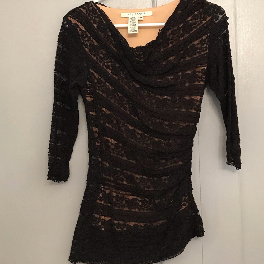 Max studio petite lace top